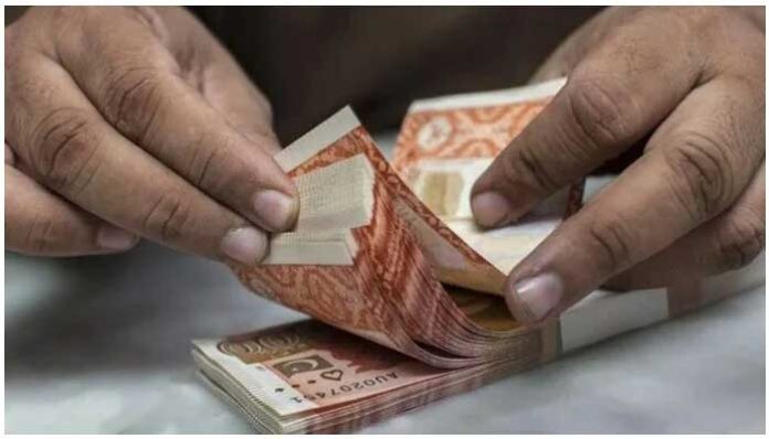 Rupee Continues To Gain Ground Against Dollar
